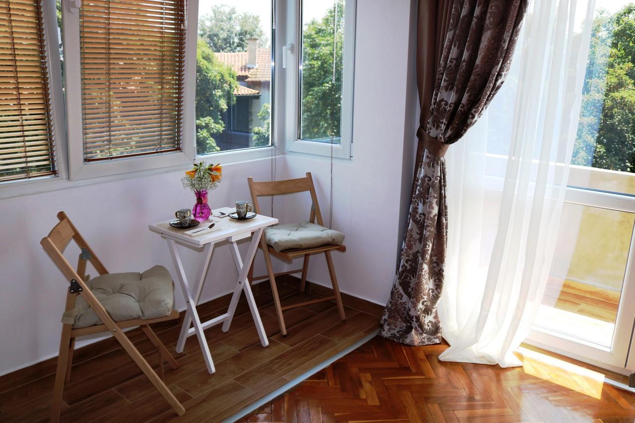 Sea Port Celebrity Apartment - Lets4Holiday 바르나 외부 사진