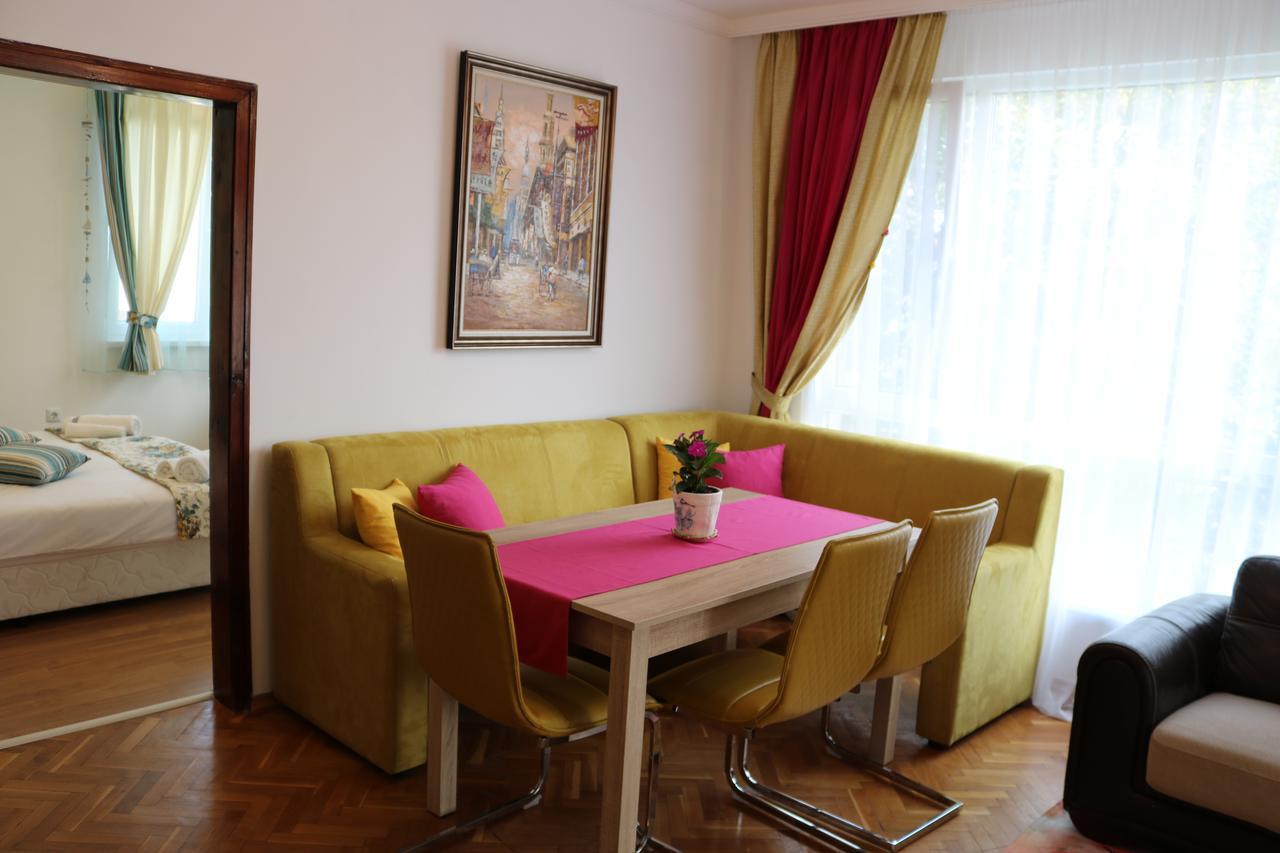 Sea Port Celebrity Apartment - Lets4Holiday 바르나 외부 사진
